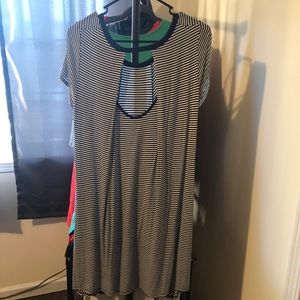 Juniors dress size large